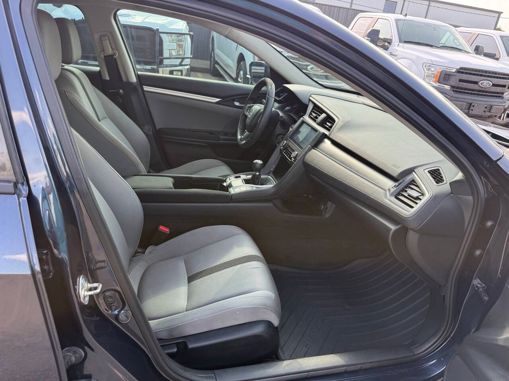 Honda Civic Sedan Vehicle Full-screen Gallery Image 10