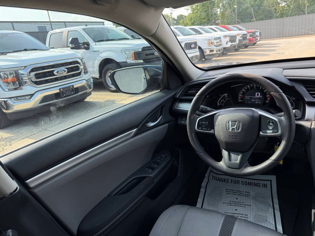 Honda Civic Sedan Vehicle Full-screen Gallery Image 19