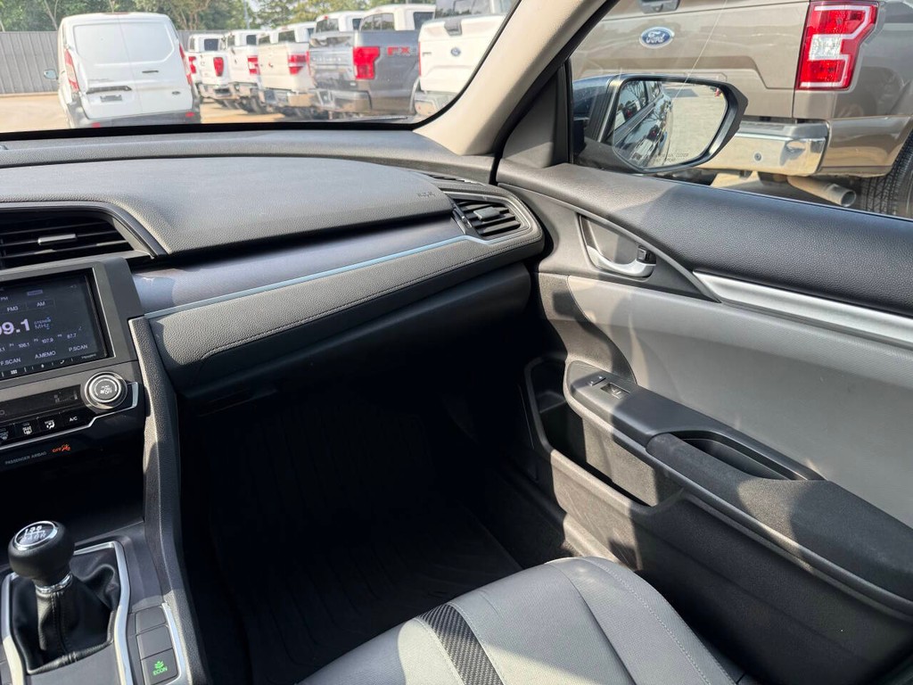 Honda Civic Sedan Vehicle Full-screen Gallery Image 20