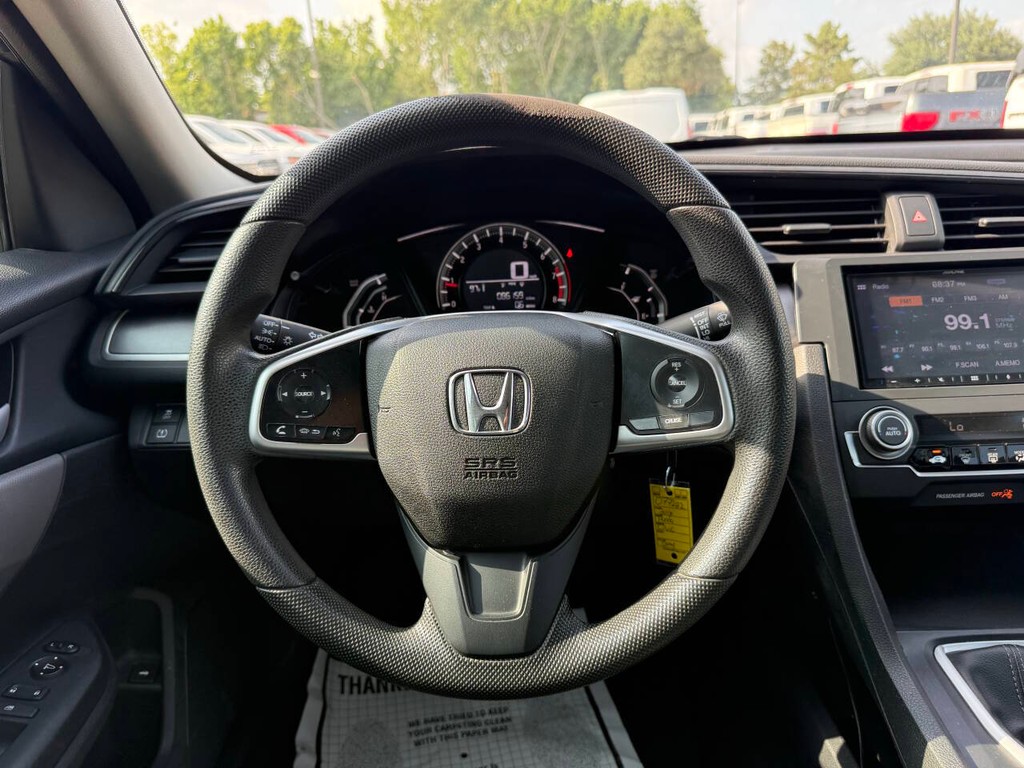 Honda Civic Sedan Vehicle Full-screen Gallery Image 22