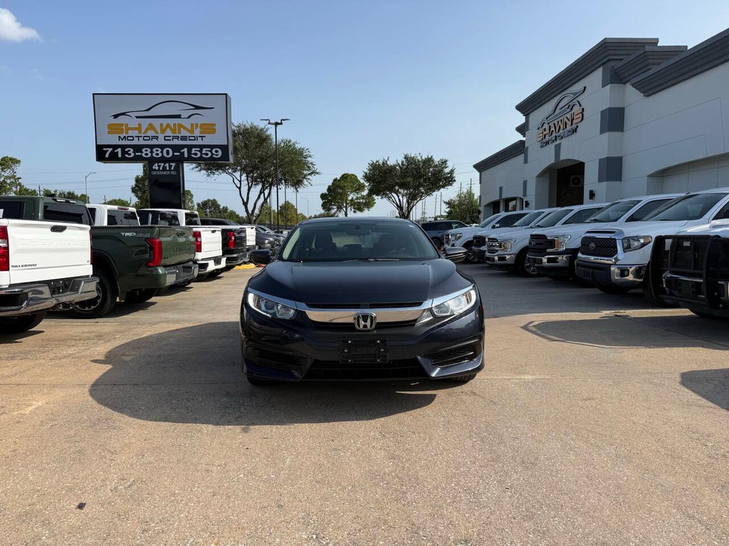 Honda Civic Sedan Vehicle Full-screen Gallery Image 37