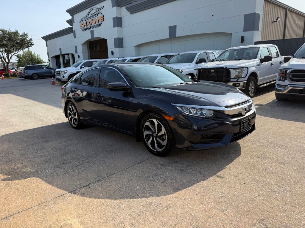 Honda Civic Sedan Vehicle Full-screen Gallery Image 38