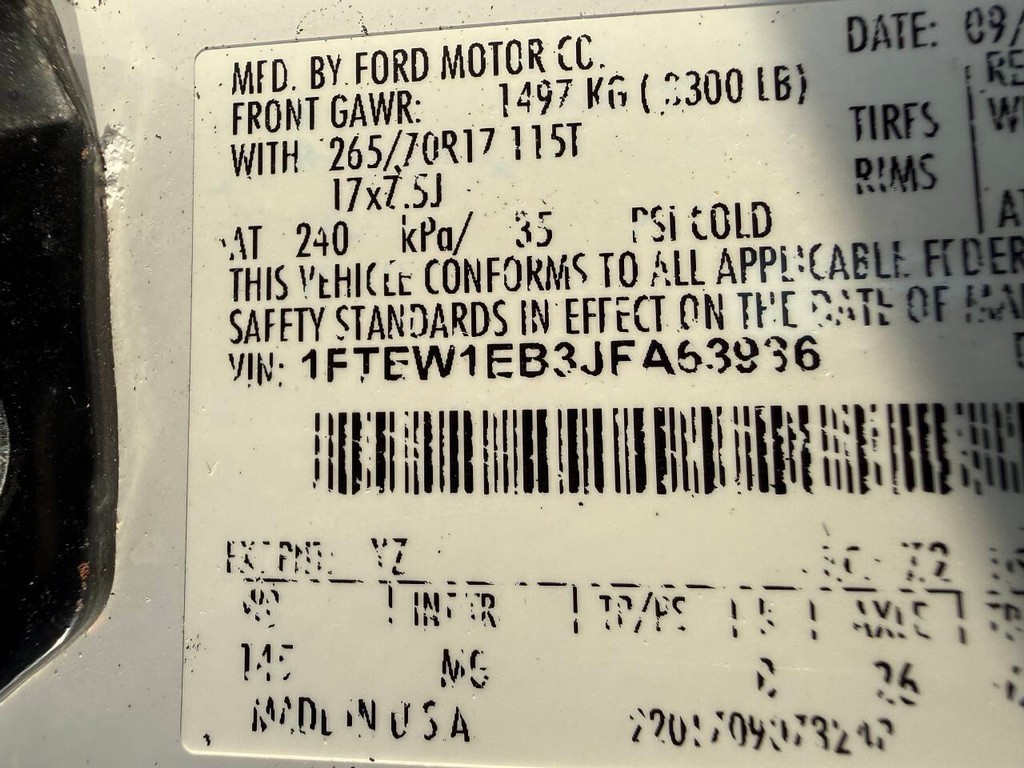 Ford F-150 Vehicle Full-screen Gallery Image 34