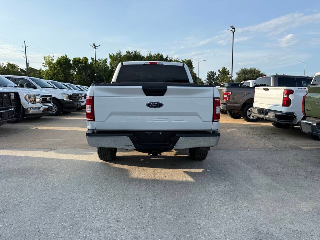 Ford F-150 Vehicle Full-screen Gallery Image 40
