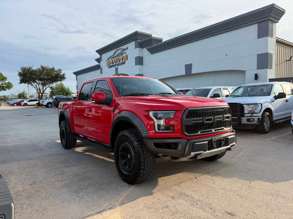 Ford F-150 Vehicle Full-screen Gallery Image 02