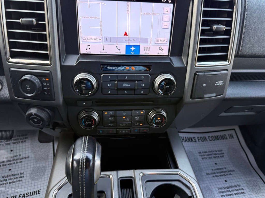 Ford F-150 Vehicle Full-screen Gallery Image 29
