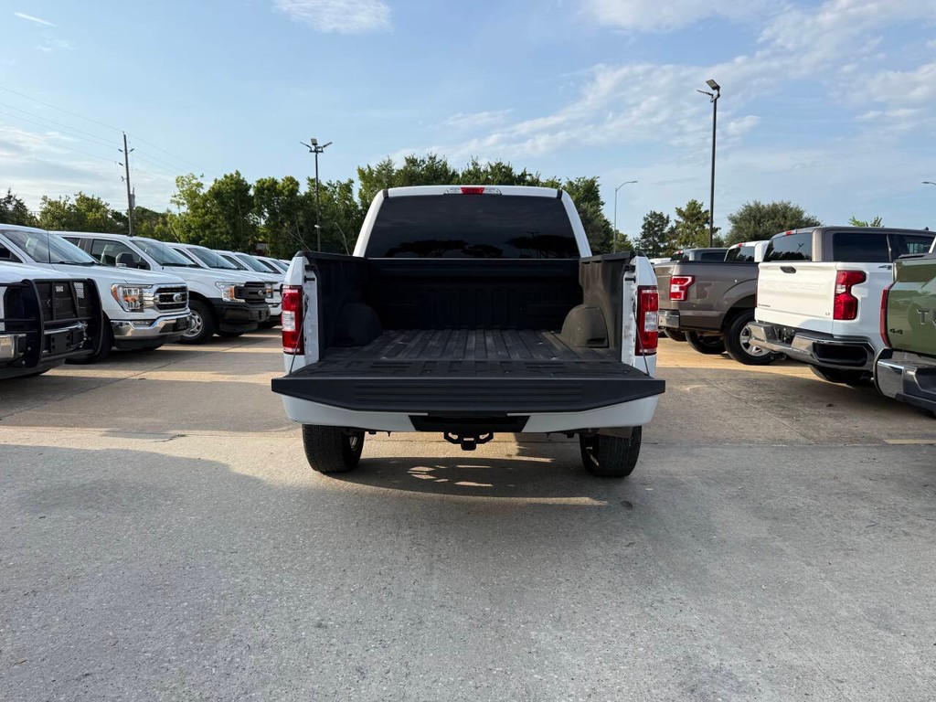 Ford F-150 Vehicle Full-screen Gallery Image 38