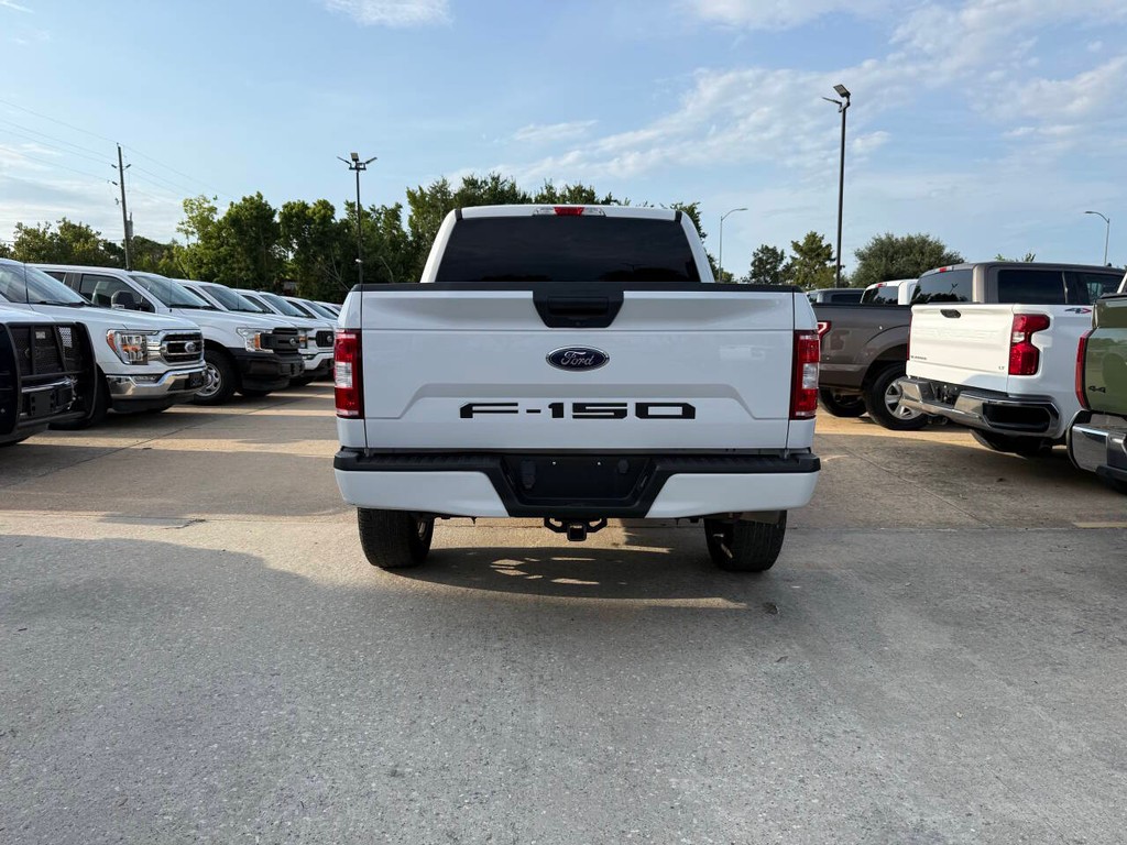 Ford F-150 Vehicle Full-screen Gallery Image 39