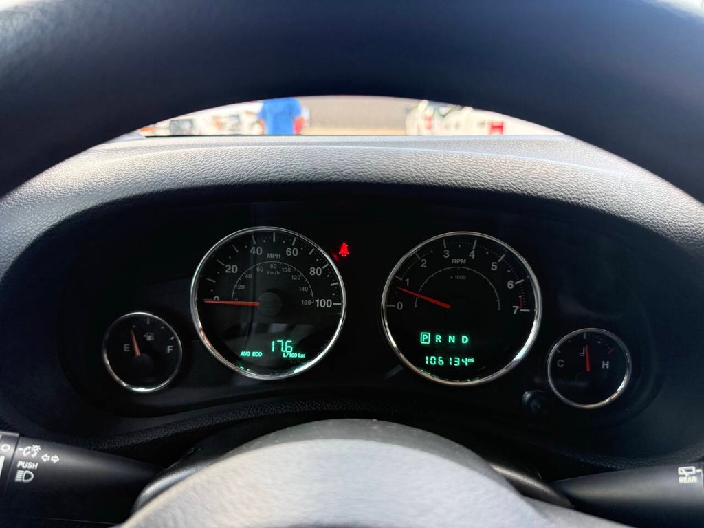 Jeep Wrangler Unlimited Vehicle Full-screen Gallery Image 30