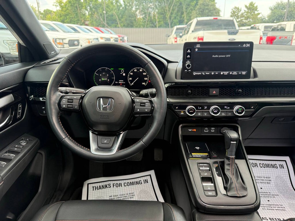 Honda CR-V Hybrid Vehicle Full-screen Gallery Image 20
