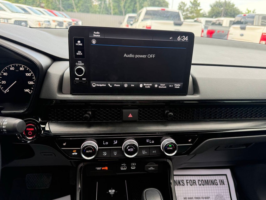 Honda CR-V Hybrid Vehicle Full-screen Gallery Image 23