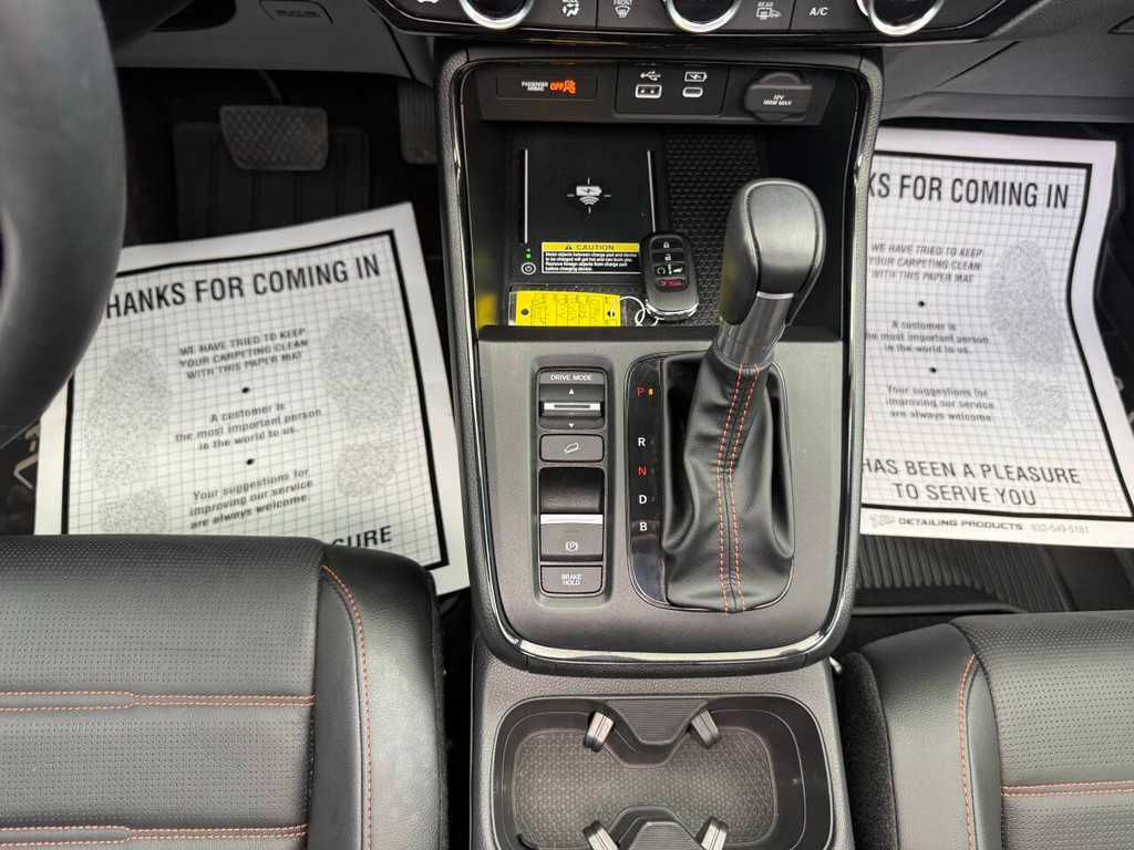 Honda CR-V Hybrid Vehicle Full-screen Gallery Image 28