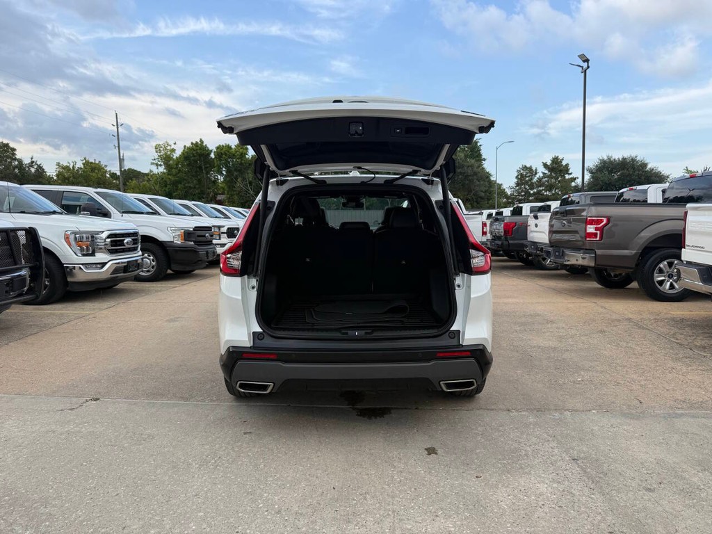 Honda CR-V Hybrid Vehicle Full-screen Gallery Image 36