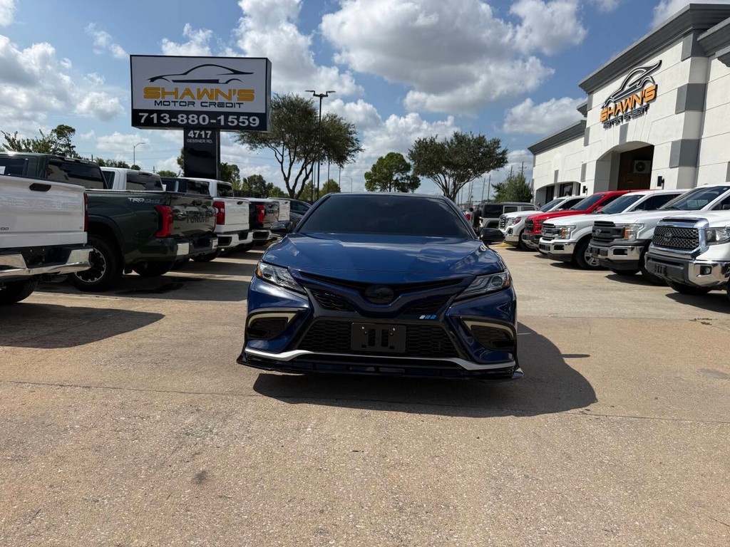 Toyota Camry Vehicle Full-screen Gallery Image 37
