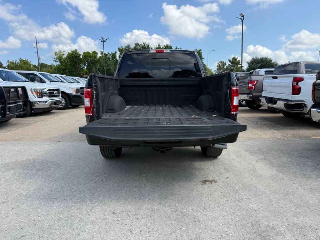Ford F-150 Vehicle Full-screen Gallery Image 38