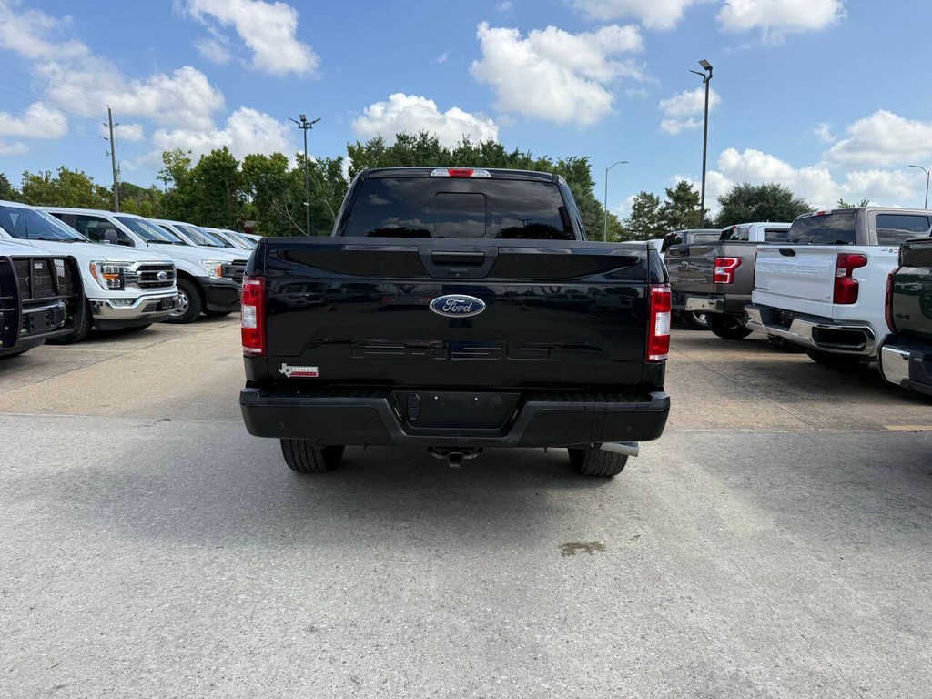Ford F-150 Vehicle Full-screen Gallery Image 39