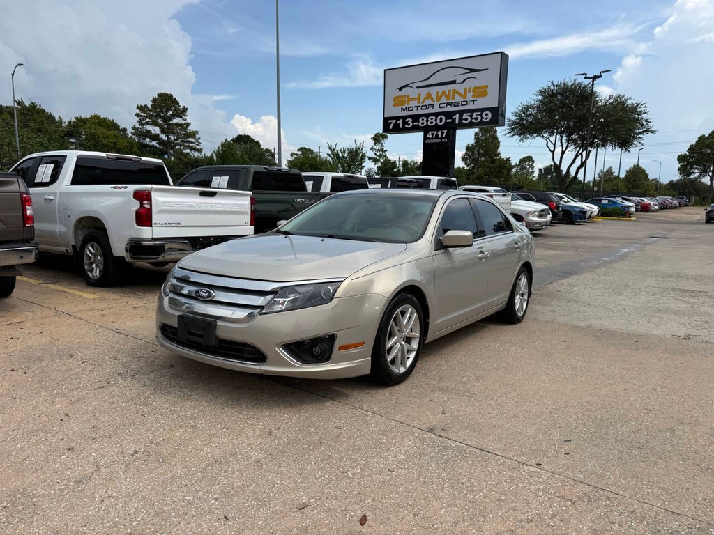 Ford Fusion Vehicle Full-screen Gallery Image 41