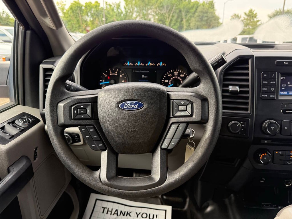 Ford F-150 Vehicle Full-screen Gallery Image 22