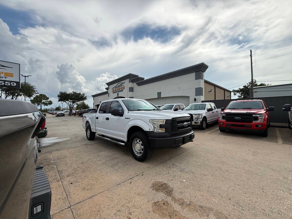 Ford F-150 Vehicle Full-screen Gallery Image 42