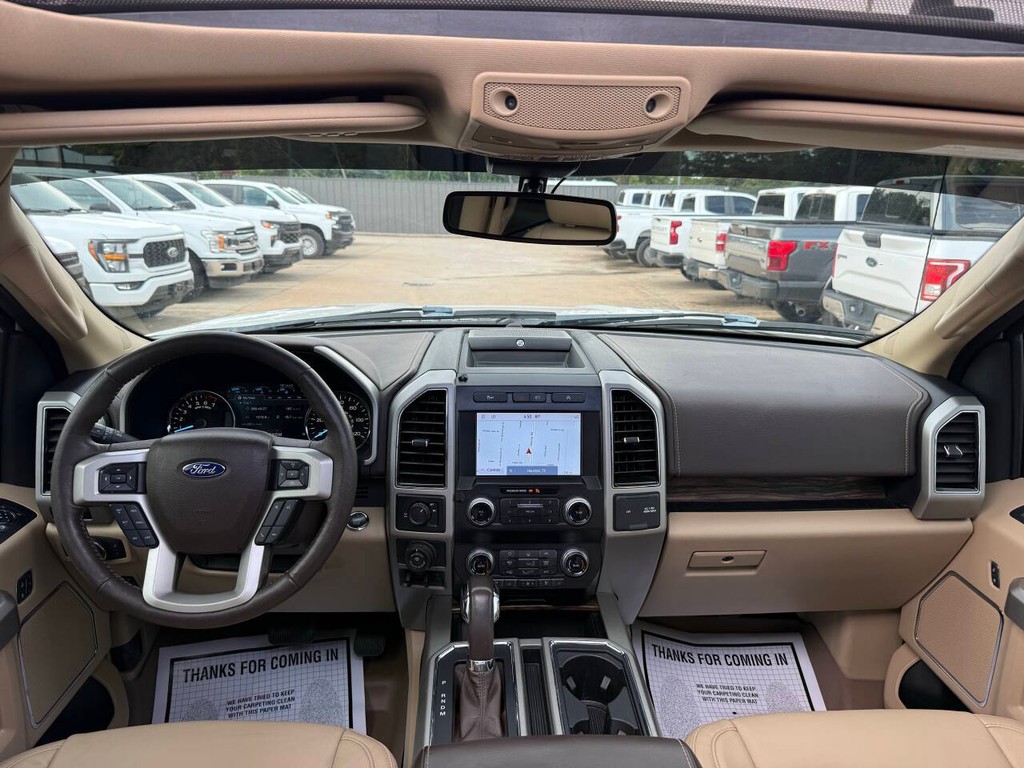 Ford F-150 Vehicle Full-screen Gallery Image 17