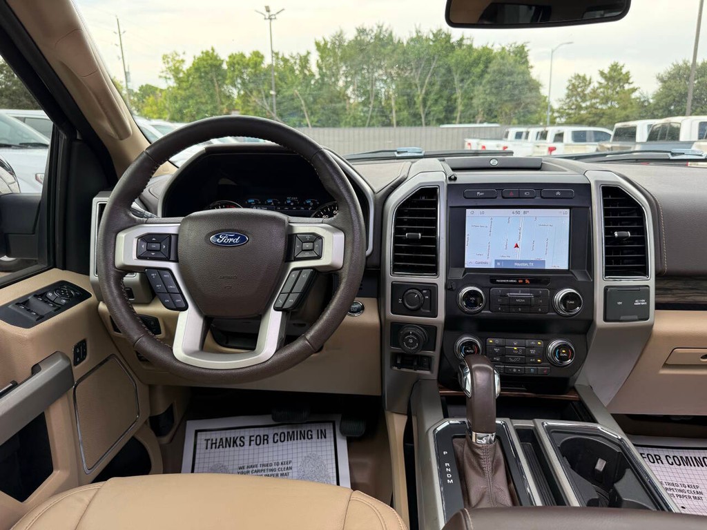 Ford F-150 Vehicle Full-screen Gallery Image 21