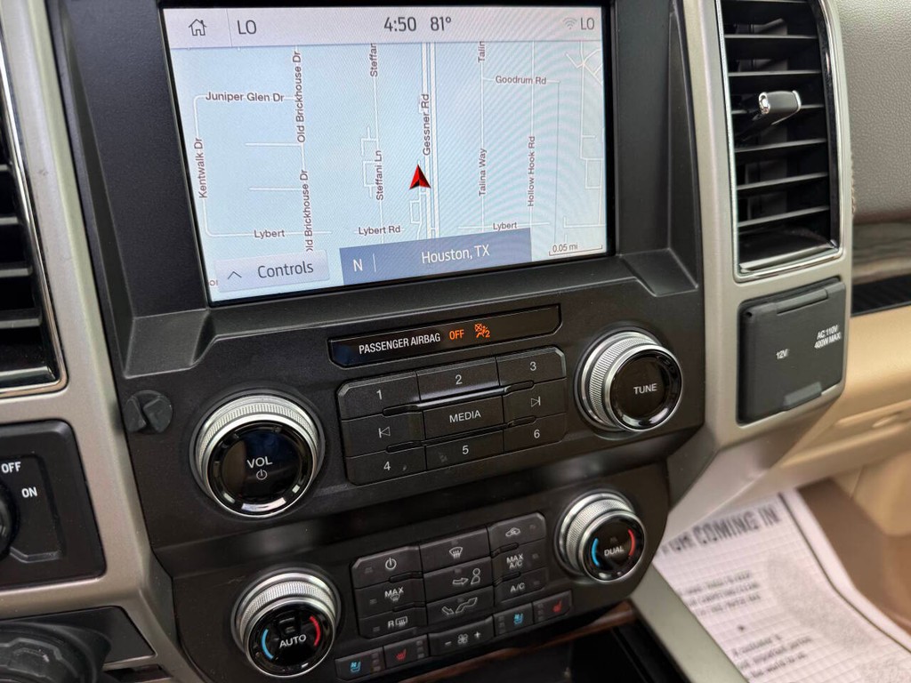 Ford F-150 Vehicle Full-screen Gallery Image 26