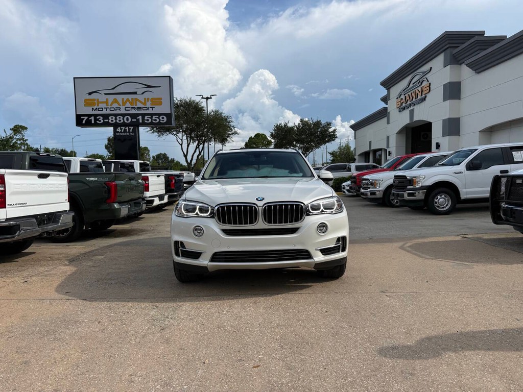 BMW X5 Vehicle Full-screen Gallery Image 42