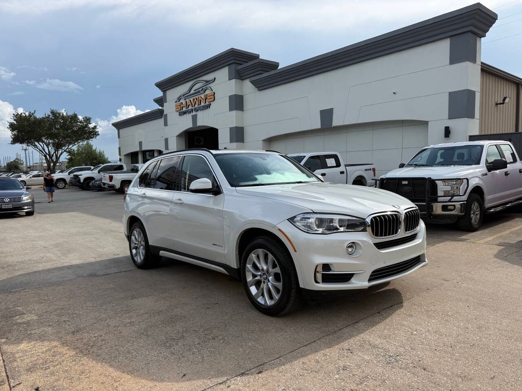 BMW X5 Vehicle Full-screen Gallery Image 43