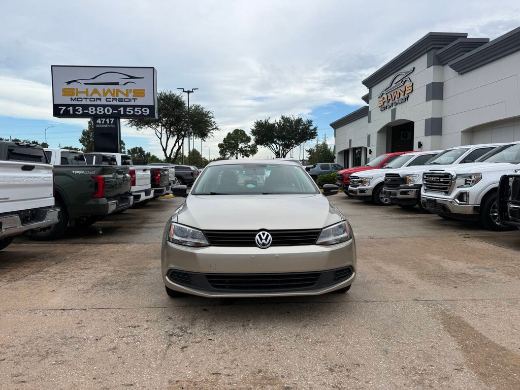 Volkswagen Jetta Sedan Vehicle Full-screen Gallery Image 37