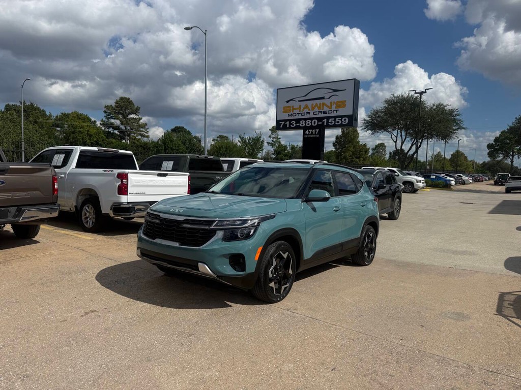 Kia Seltos Vehicle Full-screen Gallery Image 03