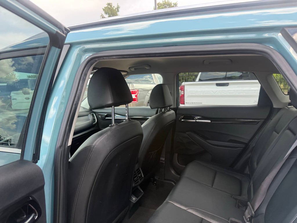 Kia Seltos Vehicle Full-screen Gallery Image 12