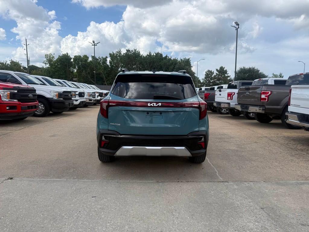 Kia Seltos Vehicle Full-screen Gallery Image 37