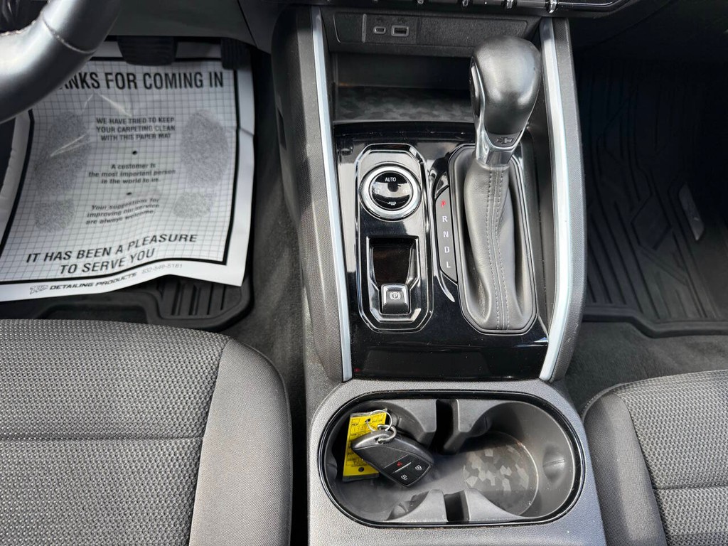 Chevrolet Colorado Vehicle Full-screen Gallery Image 29