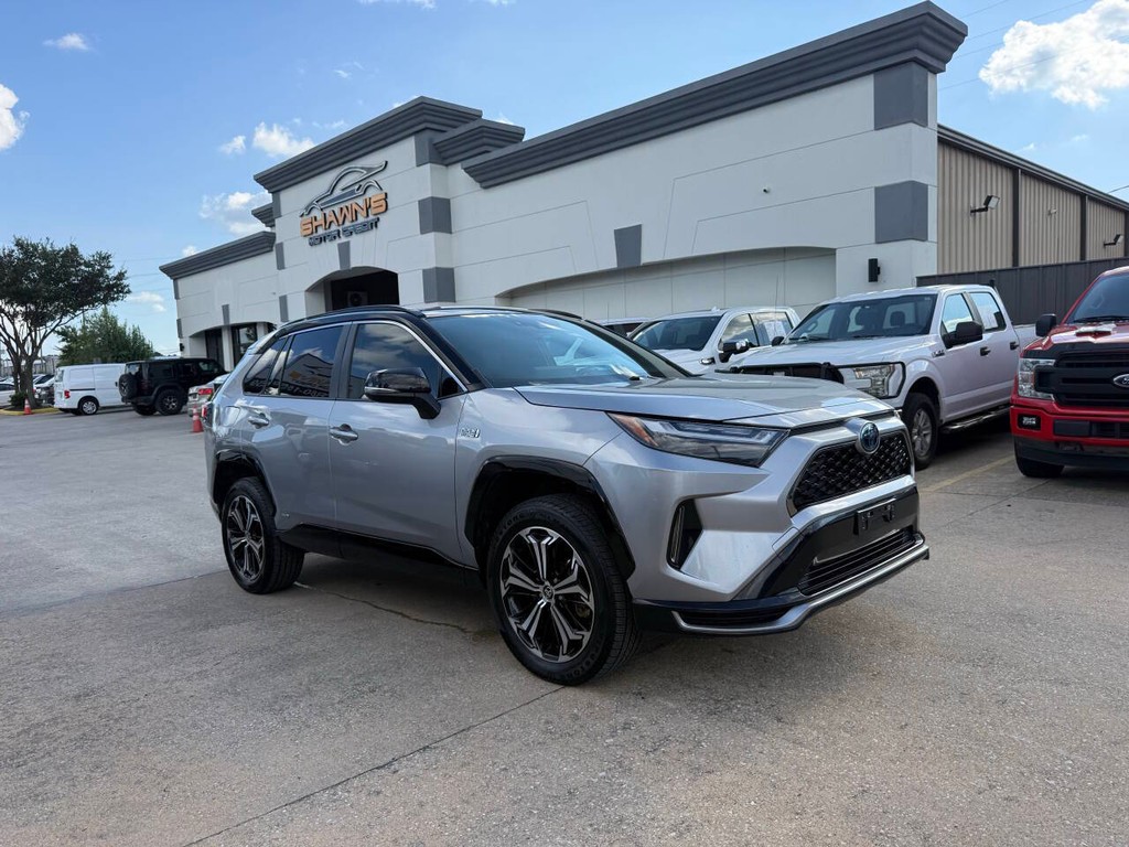 Toyota RAV4 Prime Vehicle Full-screen Gallery Image 40