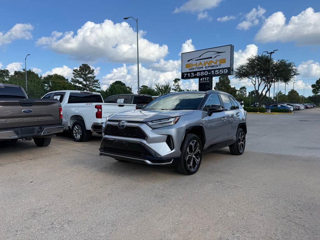 Toyota RAV4 Prime Vehicle Full-screen Gallery Image 41