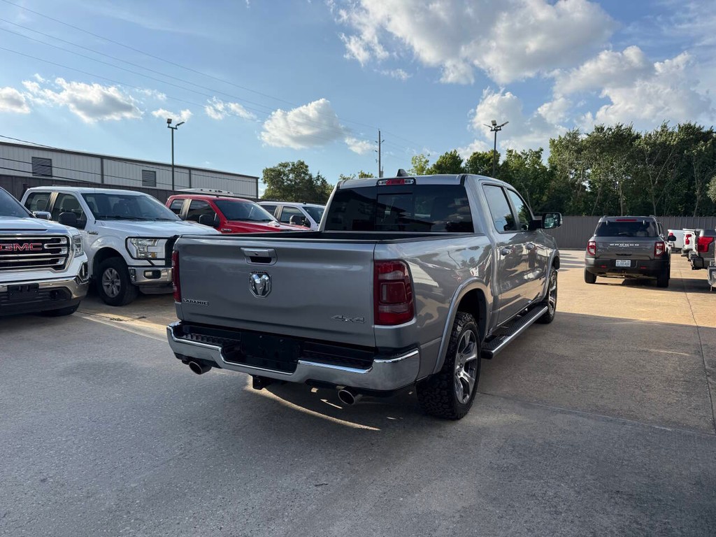 Ram 1500 Vehicle Full-screen Gallery Image 05