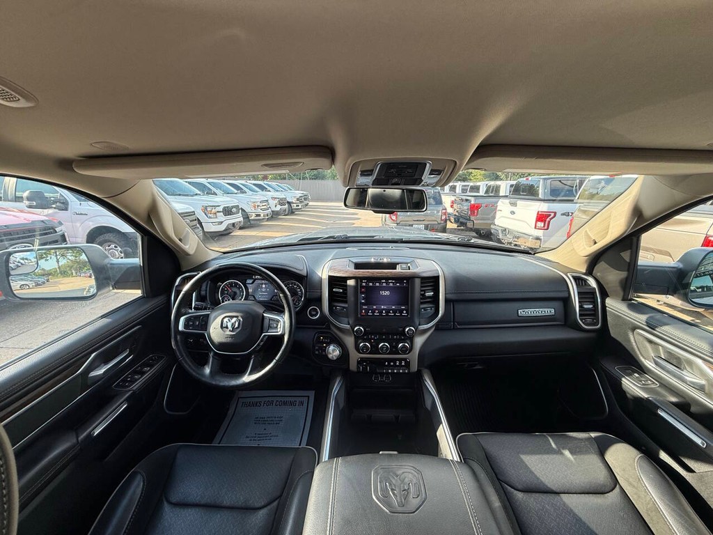 Ram 1500 Vehicle Full-screen Gallery Image 18