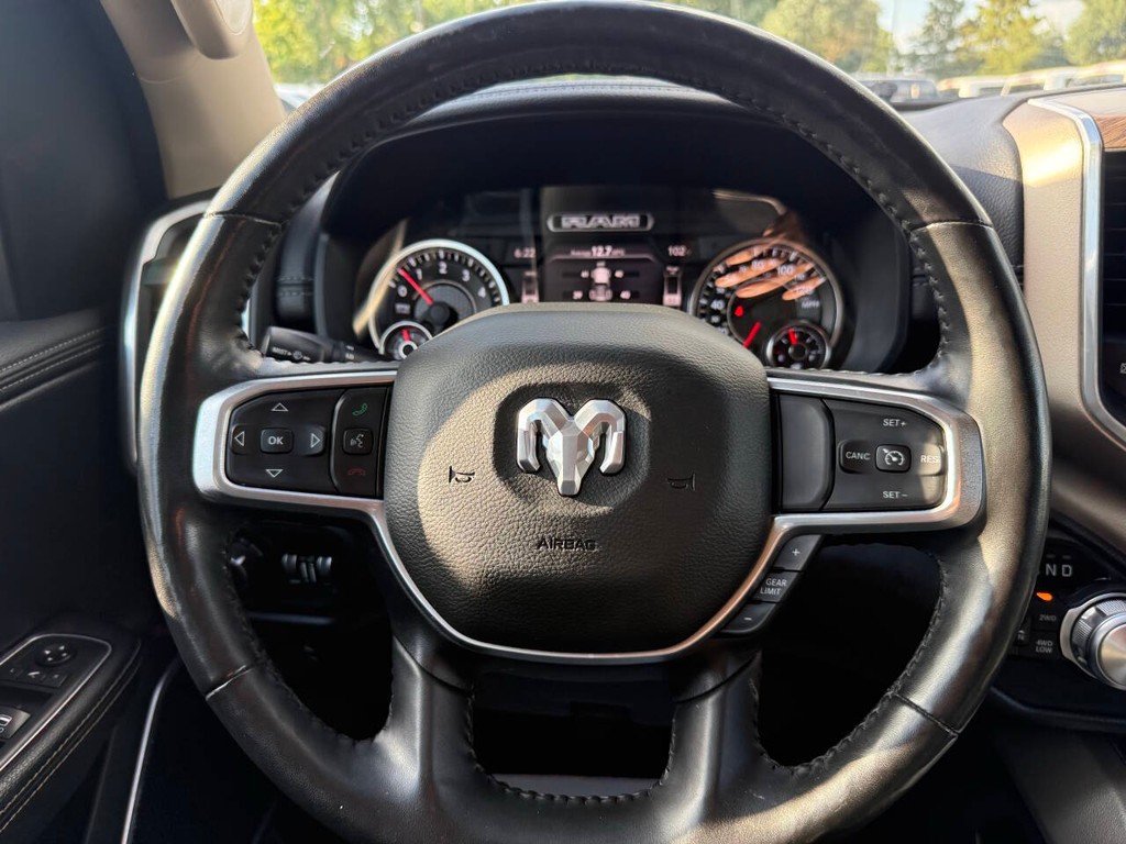 Ram 1500 Vehicle Full-screen Gallery Image 23
