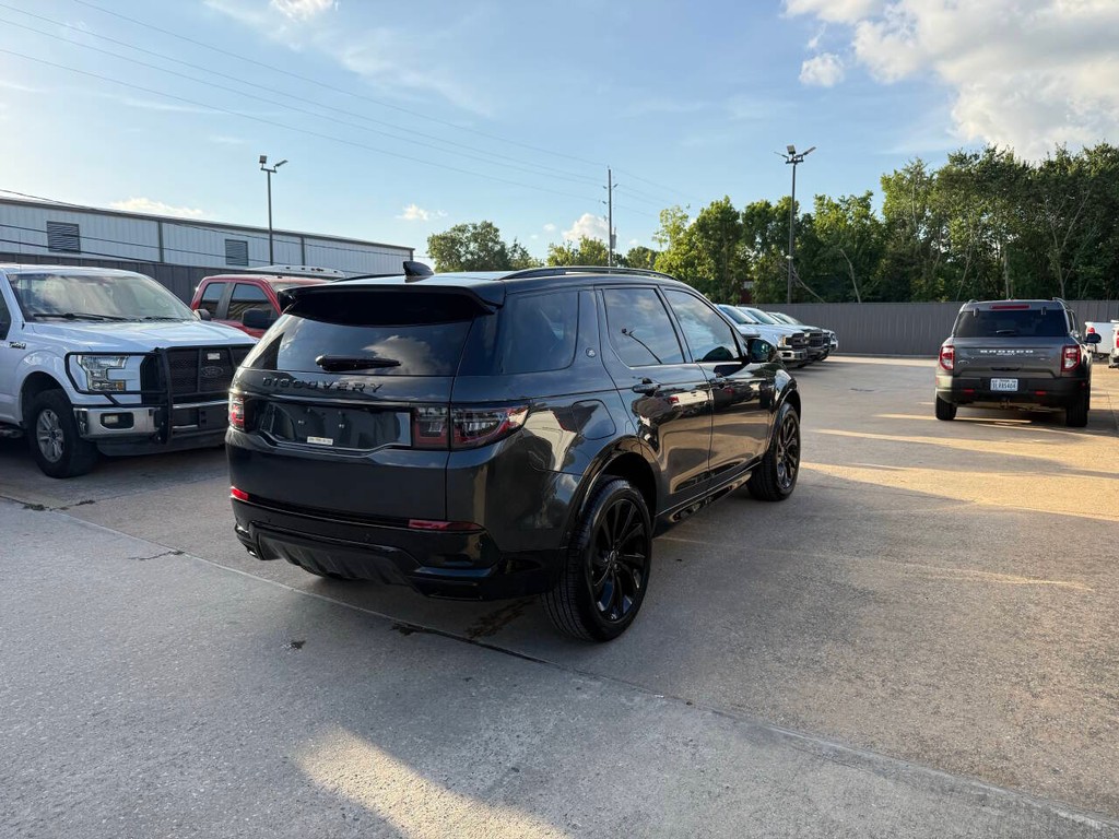 Land Rover Discovery Sport Vehicle Full-screen Gallery Image 05