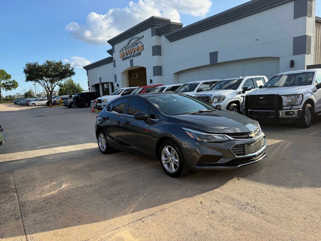 Chevrolet Cruze Vehicle Full-screen Gallery Image 02