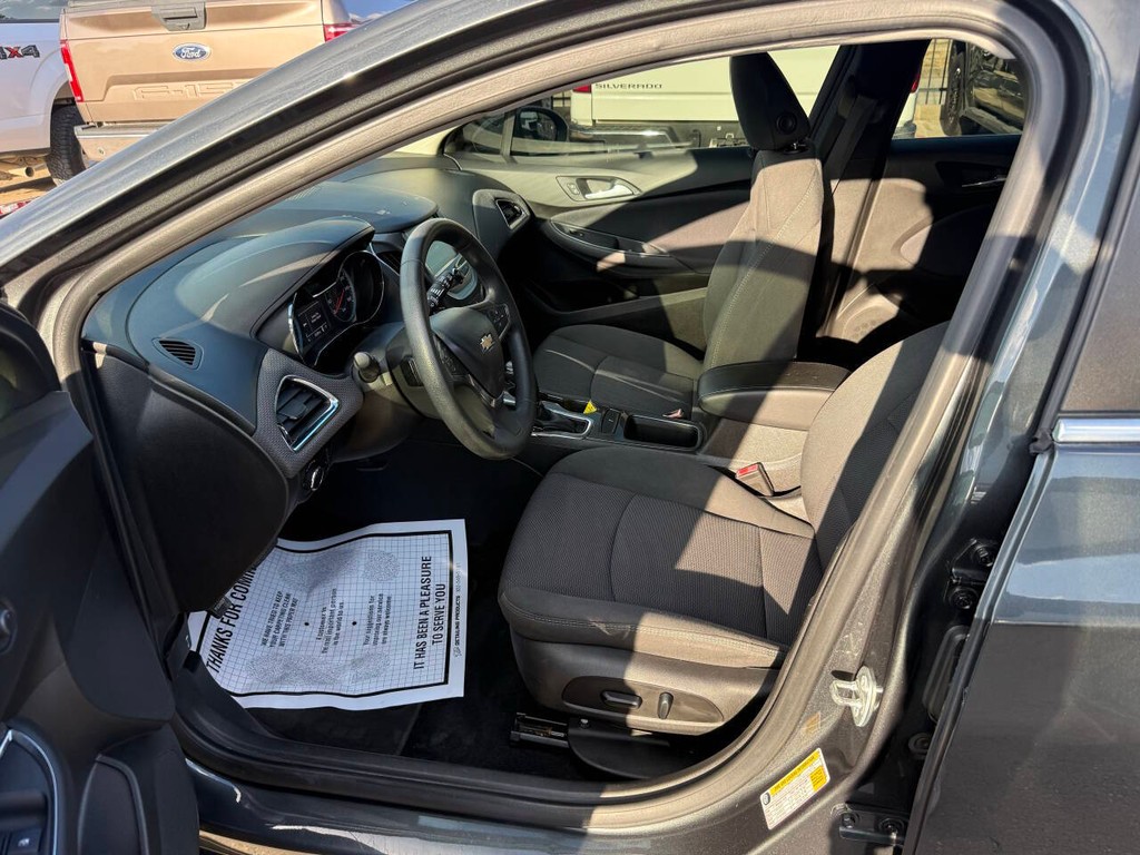 Chevrolet Cruze Vehicle Full-screen Gallery Image 07