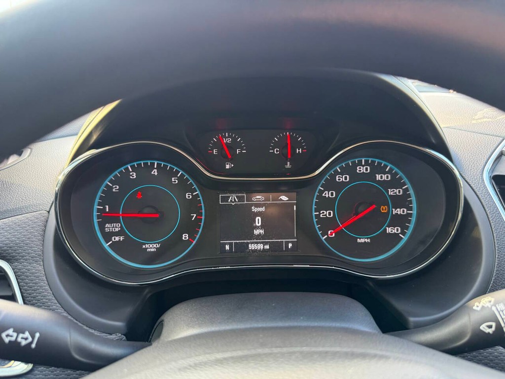 Chevrolet Cruze Vehicle Full-screen Gallery Image 30