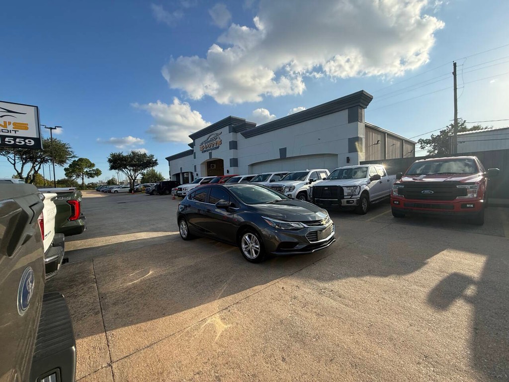 Chevrolet Cruze Vehicle Full-screen Gallery Image 41