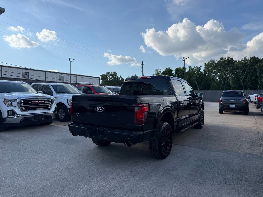 Ford F-150 Vehicle Full-screen Gallery Image 05