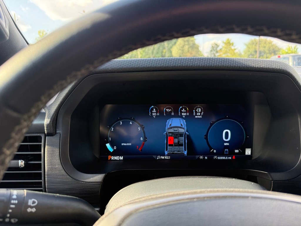 Ford F-150 Vehicle Full-screen Gallery Image 29