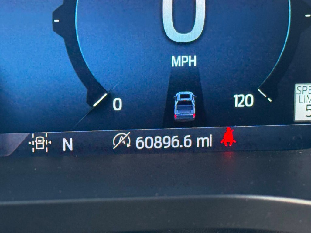 Ford F-150 Vehicle Full-screen Gallery Image 30