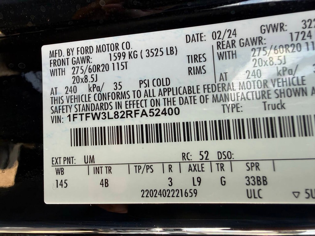 Ford F-150 Vehicle Full-screen Gallery Image 31