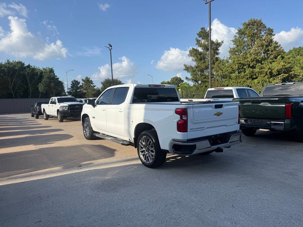Chevrolet Silverado 1500 Vehicle Full-screen Gallery Image 04