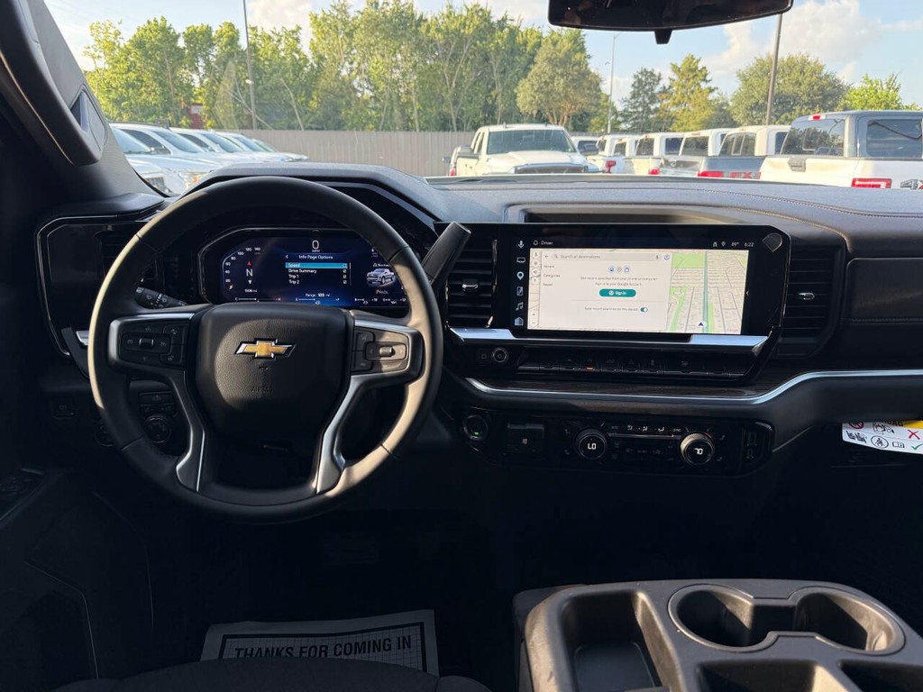 Chevrolet Silverado 1500 Vehicle Full-screen Gallery Image 21