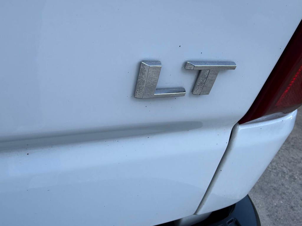 Chevrolet Silverado 1500 Vehicle Full-screen Gallery Image 38